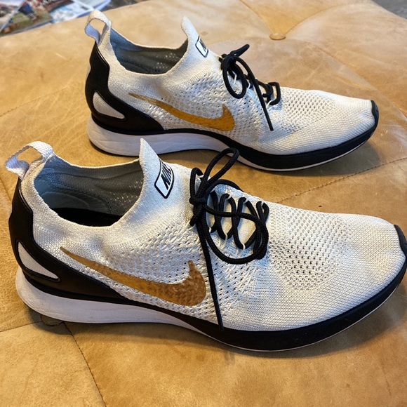 Nike Mariah shoes - Picture 5 of 9